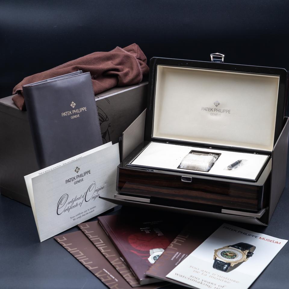 Patek Philippe Nautilus full set